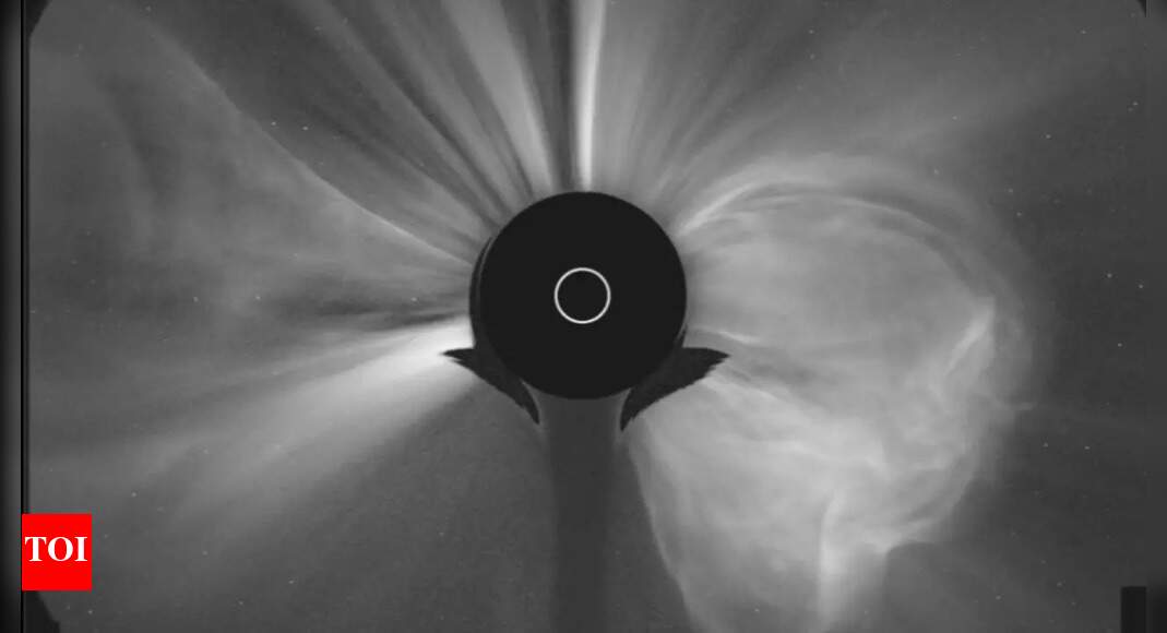 NASA spacecraft record interstellar comet 3I/ATLAS reaching peak brightness near the Sun
