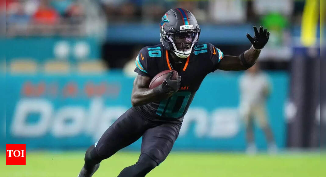 Is Tyreek Hill’s season officially over? Inside the injury, surgery, and uncertain future with the Miami Dolphins