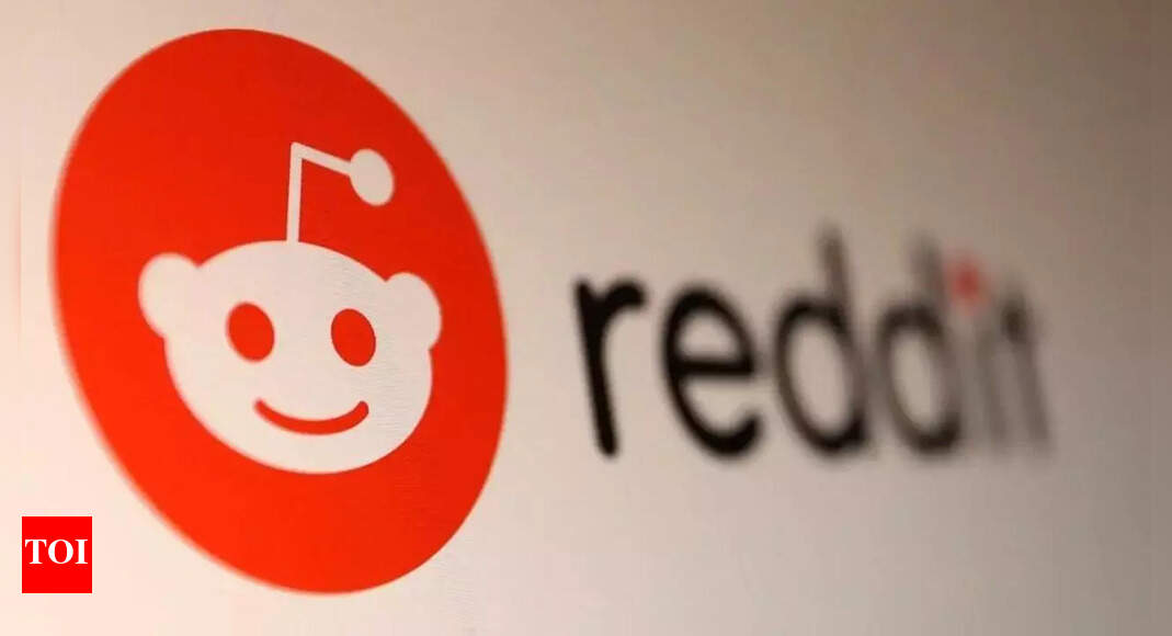 Reddit projects higher Q4 revenue as AI-driven ads boost marketing demand