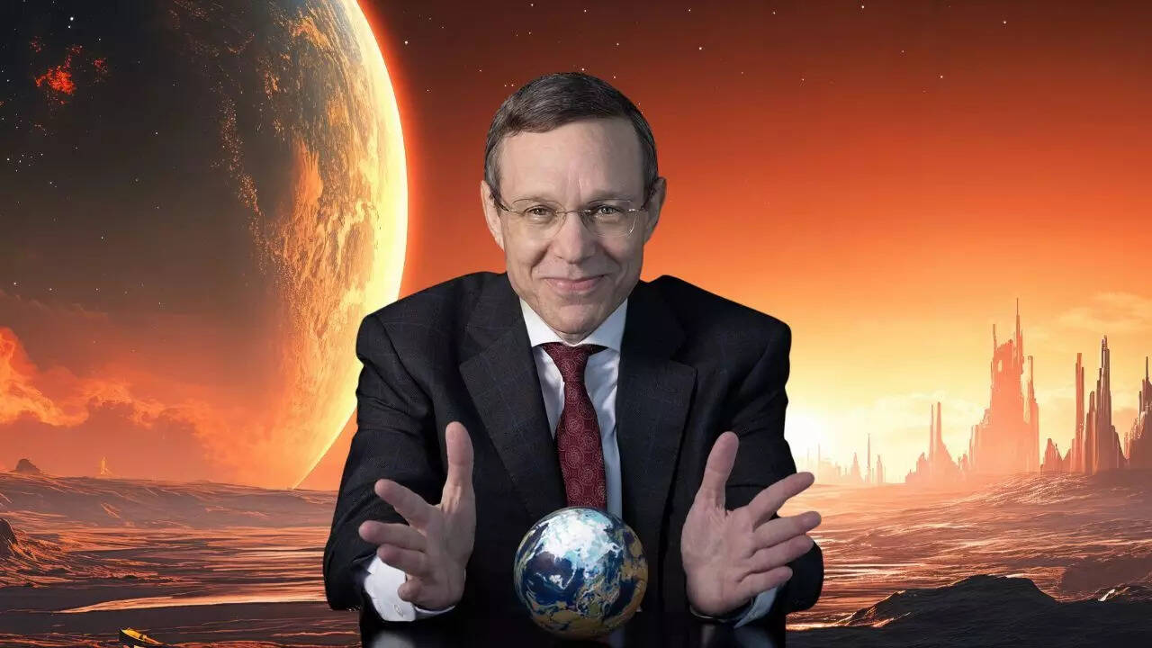 Explained: Why controversial Harvard astrophysicist Avi Loeb's 3I/ATLAS  alien theory doesn't add up | - The Times of India