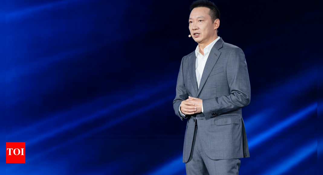 Honor introduces world’s first self‑evolving AI agent operating system, MagicOS 10 in China: All details