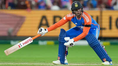 During the second T20I, Travis Head and Abhishek Sharma were seen chatting and sharing a few laughs on the field. (Getty Images)  'Go and ... ': Abhishek Sharma opens up on on-field chat with Travis Head