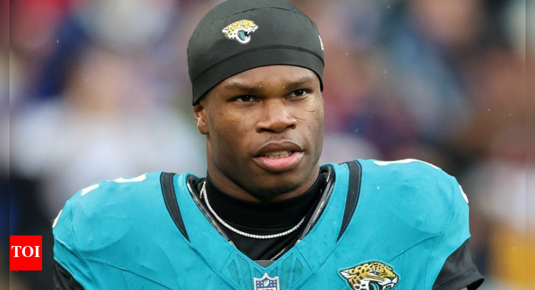 Travis Hunter to IR with knee injury, raising doubts over his two-way future