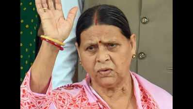 Rabri defends Tejashwi’s absence from Raghopur