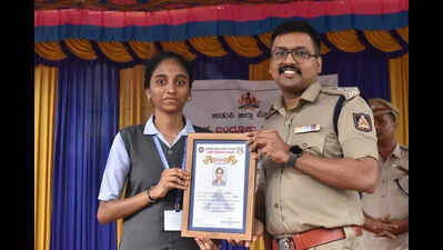 Udupi police holds award ceremony of firearm training camp