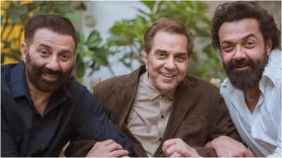Dharmendra is under close medical observation, no discharge update yet; sons Sunny Deol and Bobby Deol are by his side