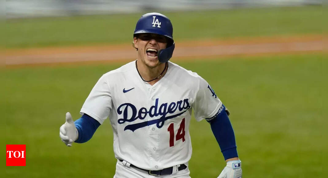“That's his second double play”: Fans go wild as Kike Hernandez's stunning defensive play lifts Los Angeles Dodgers over Toronto Blue Jays in World Series Game 6 thriller
