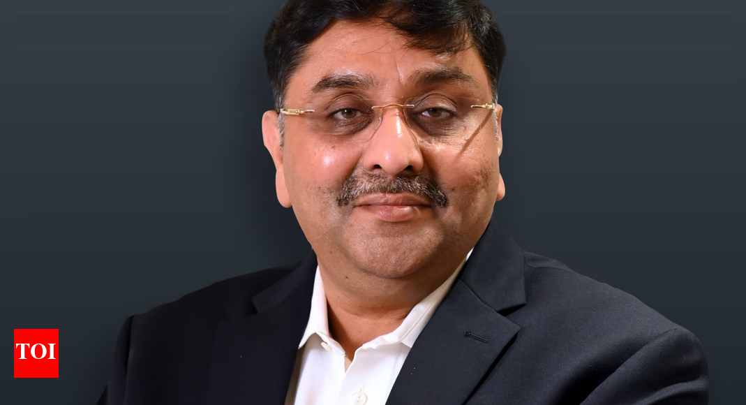 Who is Bankim Brahmbhatt, Indian-origin CEO of telecom company accused of duping BlackRock of millions of dollars