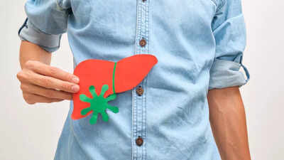 स्वाभाविक रूप से लीवर डिटॉक्स का समर्थन कैसे करें: बेहतर चयापचय और जीवन शक्ति के लिए सुबह की आदतें