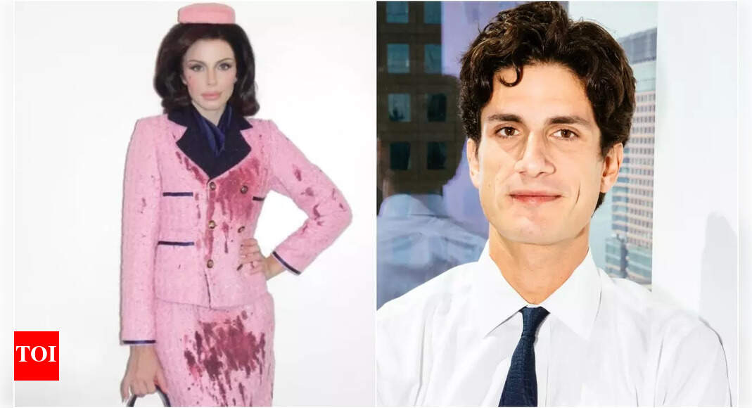 <div>Julia Fox's Jackie Kennedy Halloween outfit triggers reactions</div> <div>Julia Fox's Jackie Kennedy Halloween outfit triggers reactions</div>