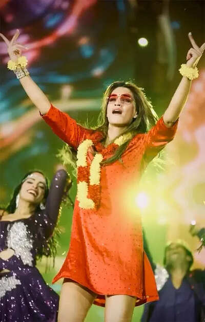 Kriti Sanon shares October photodump: Calls it a month too special to end; says 'pls restart it'