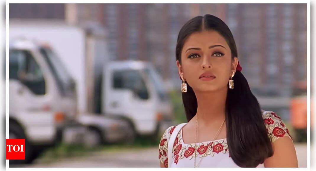 <div>Ash had to turn down 'Kuch Kuch Hota Hai' because of 'Aa Ab Laut Chalen'</div> <div>Ash had to turn down 'Kuch Kuch Hota Hai' because of 'Aa Ab Laut Chalen'</div>