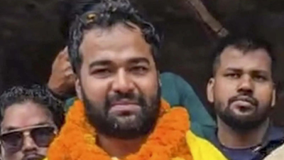 Bihar polls: EC takes action against officials after Jan Suraaj leader's murder in Mokama; recommends transfer of top cop