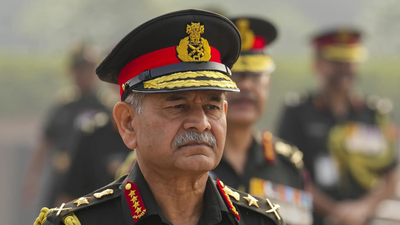 ‘Even Trump doesn’t know … ‘:  Army chief Upendra Dwivedi flags fog of ‘clueless’ future; cites India’s challenges | India News – The Times of India
