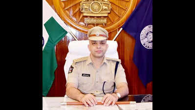 WG dist SP Adnan Nayeem Asmi wins Grihamantri Dakshata Padak