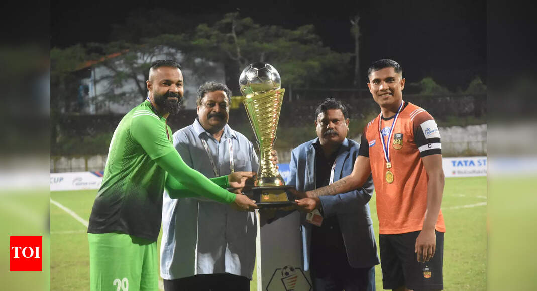 AIFF hands over a new I-League trophy to Inter Kashi in Goa