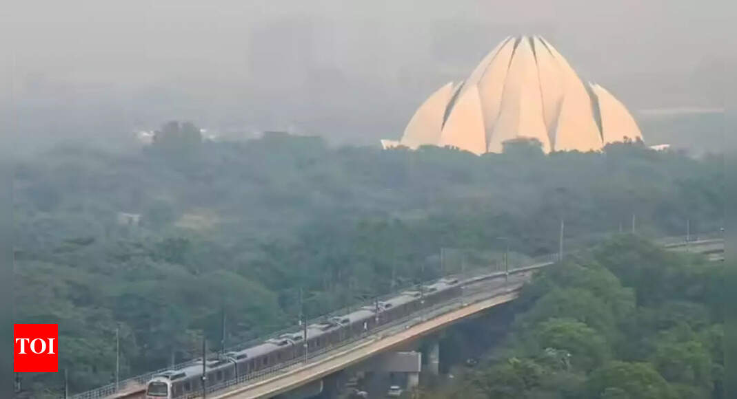 Delhi: November is here, brace yourself for most polluted fortnight; AQI back in ‘very poor’ zone