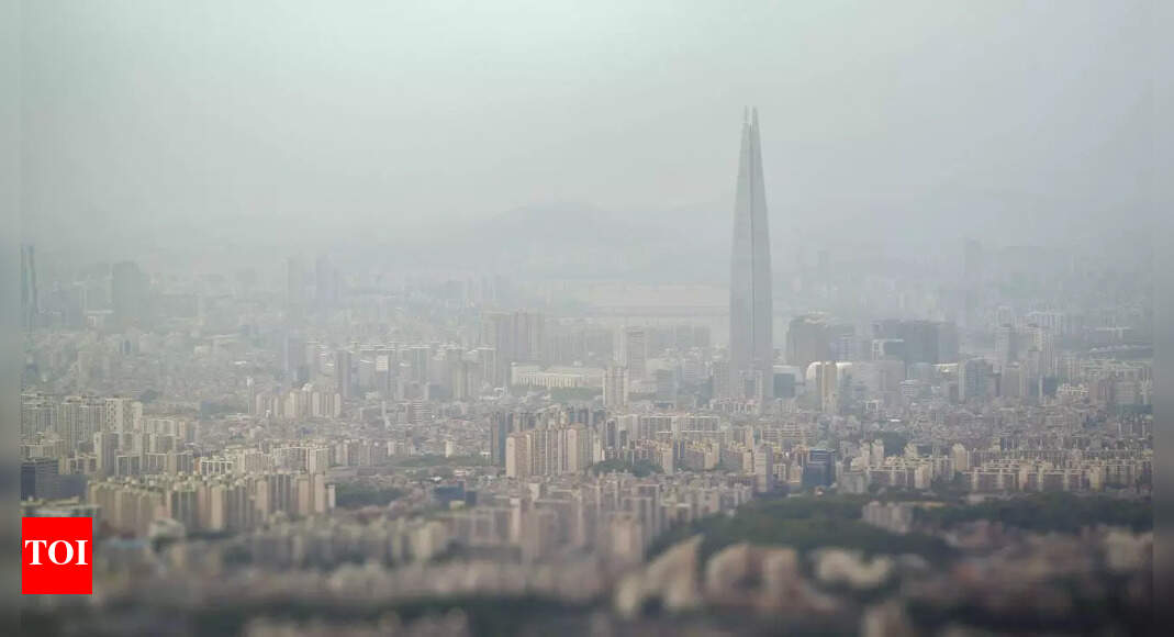 Top 10 most polluted cities in the world: Delhi out of top 10 as toxic smog covers north India