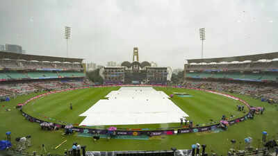 What happens if rain washes out Women's World Cup final between India and South Africa?