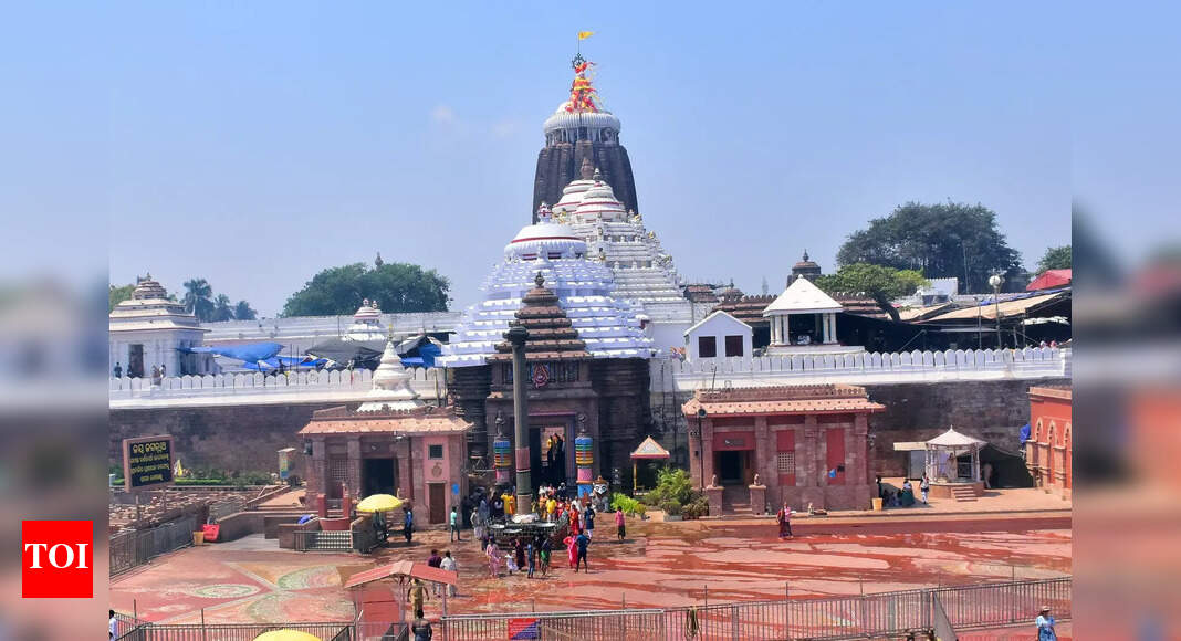 Four arrested for extorting devotees at Puri Jagannath Temple