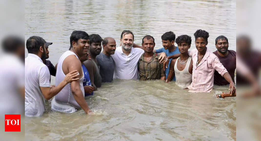 Rahul dives into Begusarai pond, joins locals in catching fish
