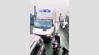 Amid fog, coxswain safelands ferry carrying ambulance