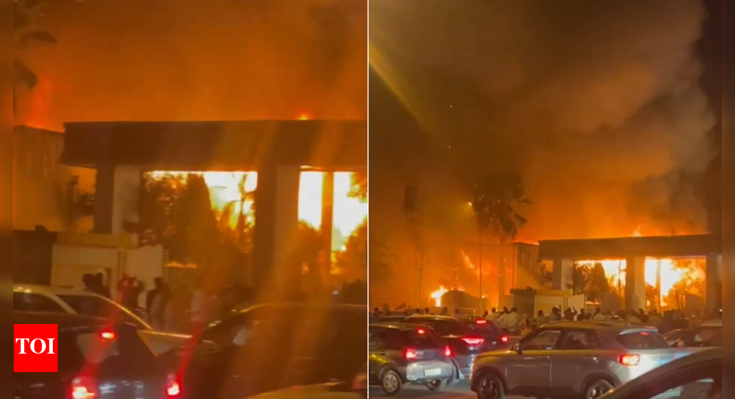 Banquet hall gutted in massive fire at Zirakpur, no casualties reported