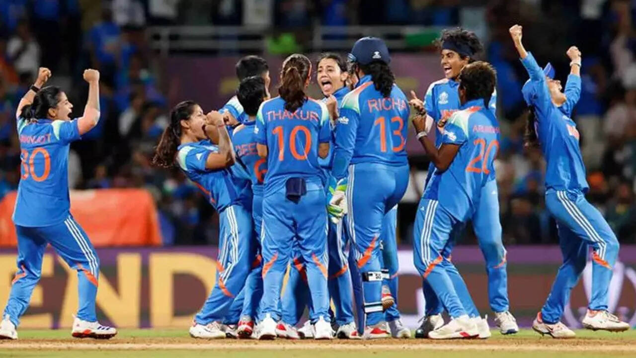WE ARE THE CHAMPIONS!': Harmanpreet's leap, Deepti's strike, and India's tears of glory – Watch the winning moment | Cricket News - The Times of India