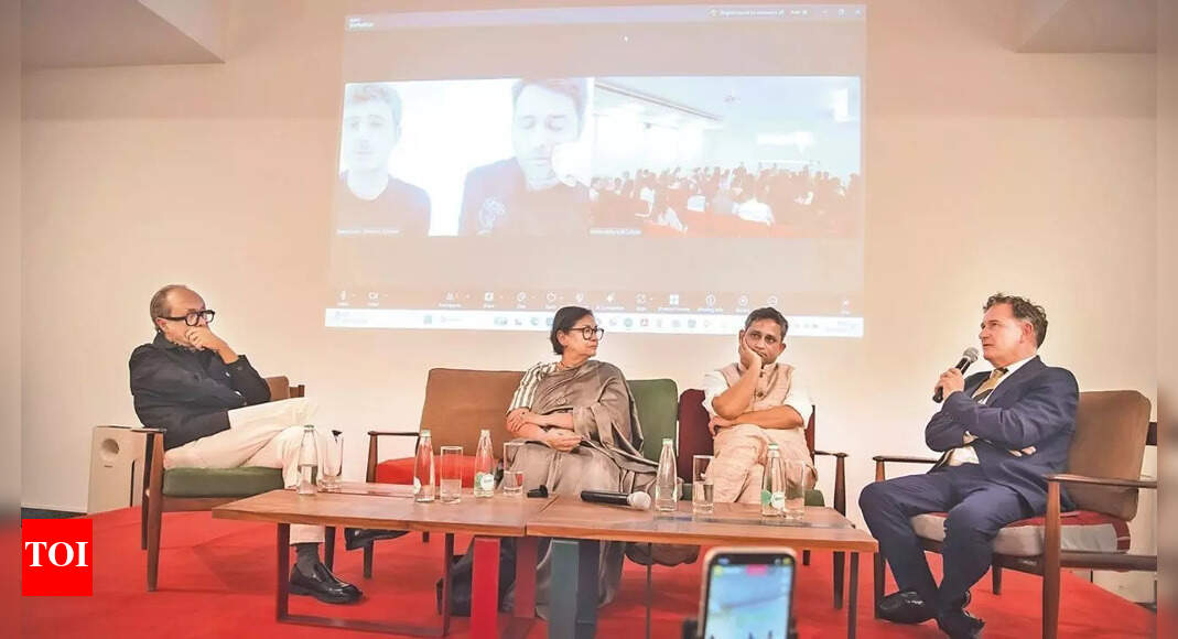 ‘Fashion must ﬁnd a way for ethics & beauty to walk together’