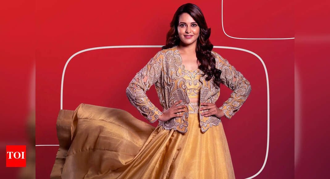 New movement inspires Bengalis to wear their culture with confidence