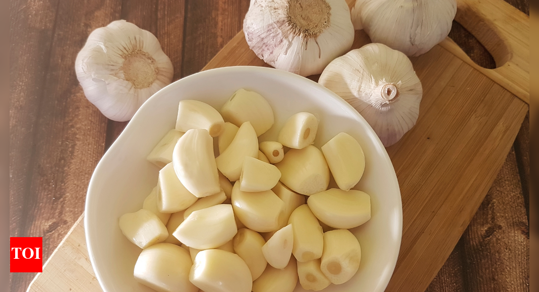 How to unlock garlic’s full health power, according to an AIIMS gastro expert