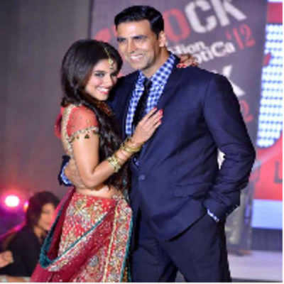 Akshay, sexiest actor I've worked with: Asin