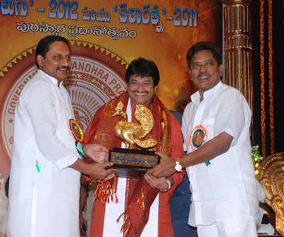 Telugu ghazal maestro Dr Ghazal Srinivas conferred the Kala Ratna Award ...