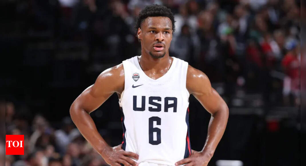 Bronny James’ girlfriend Parker Whitfield reacts to his jaw-dropping poster dunk with two-word gushy message