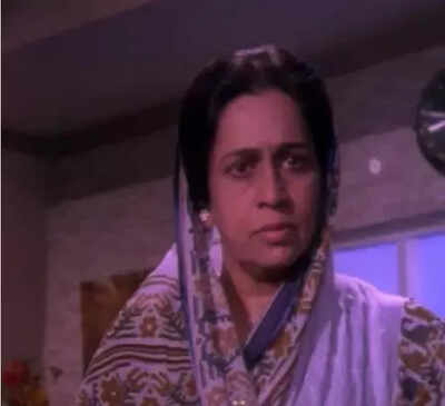 Nitish Bharadwaj pens emotional note to late actress Daya Dongre; Calls her his 'Second mother'