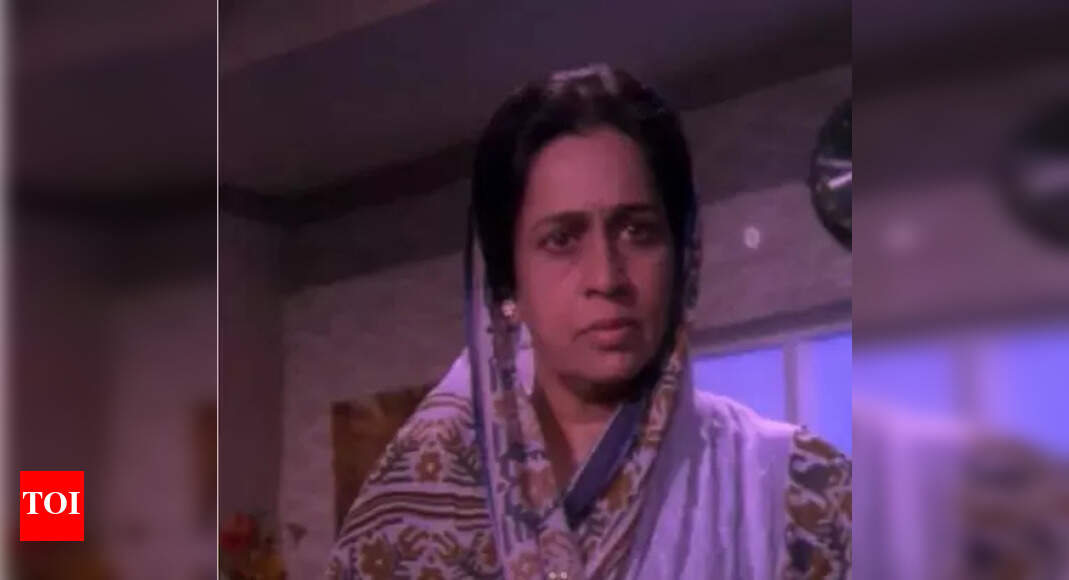 Nitish Bharadwaj pens emotional note to late actress Daya Dongre; Calls her his 'Second mother'