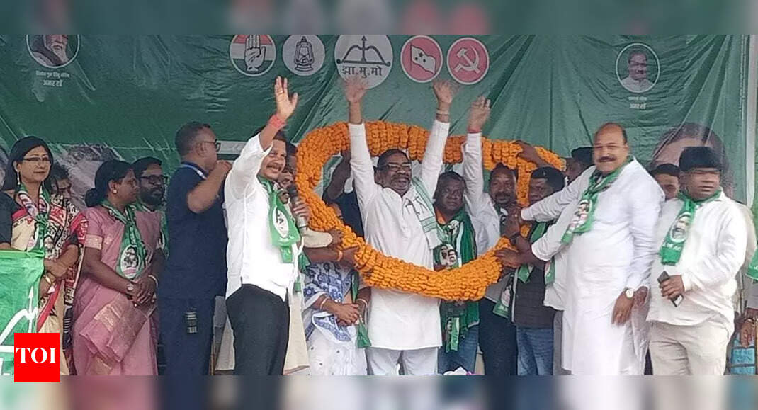 Opposition parties are a bunch of opportunist traders: Hemant Soren