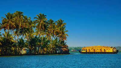 Which is the first Indian state to eradicate extreme poverty?