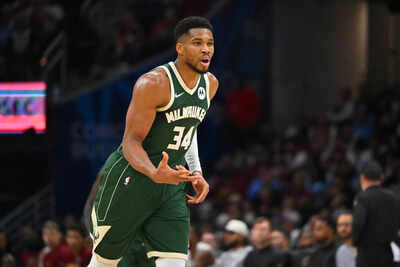 Giannis Antetokounmpo calls out Indiana Pacers fans for booing $108.9M teammate after decade of loyalty