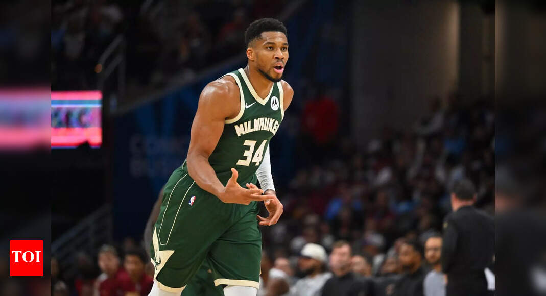 Is Giannis Antetokounmpo playing tonight vs the Toronto Raptors? Latest update on the Milwaukee Bucks star’s injury report (November 4, 2025)