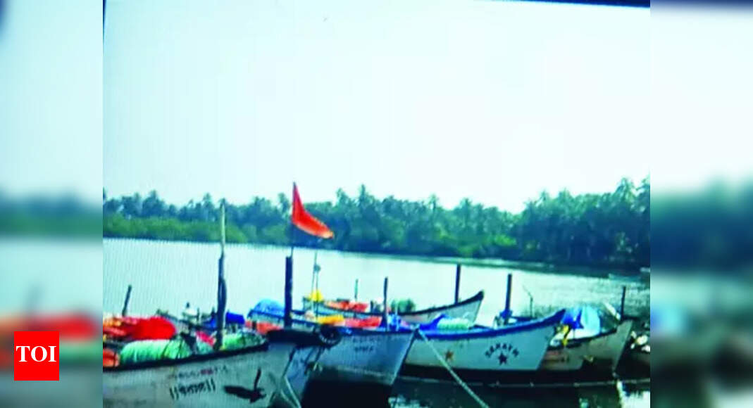 Fisherfolk of Canacona distressed due to bad weather