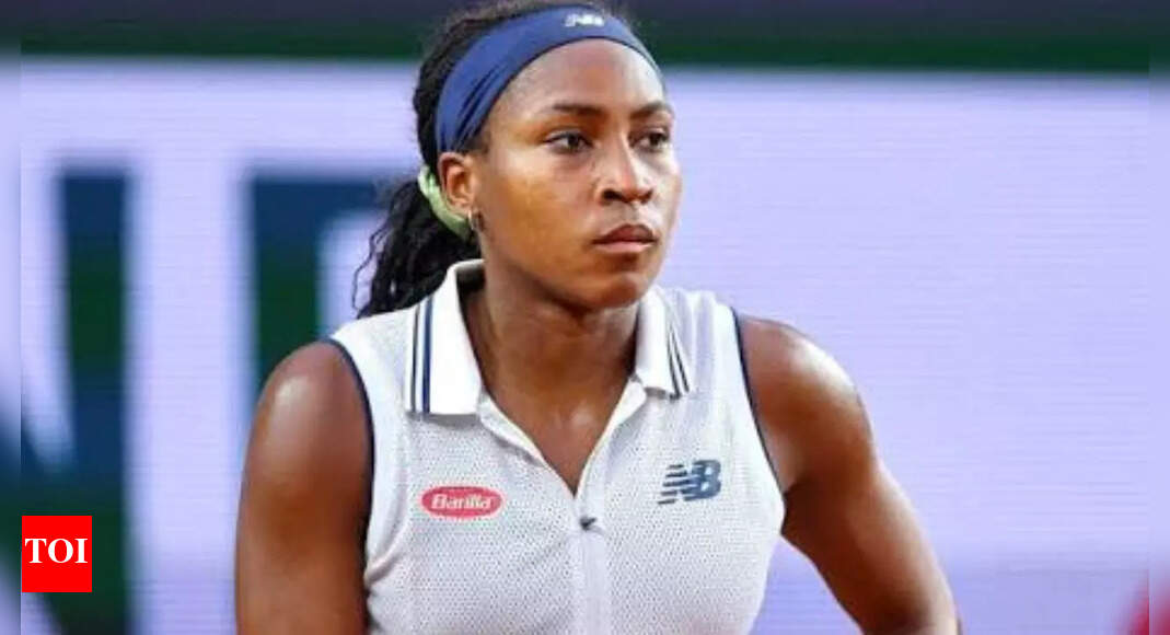 Coco Gauff turns heads in viral WTA Finals shoot as mom Candi and boyfriend Jalen Sera shower love