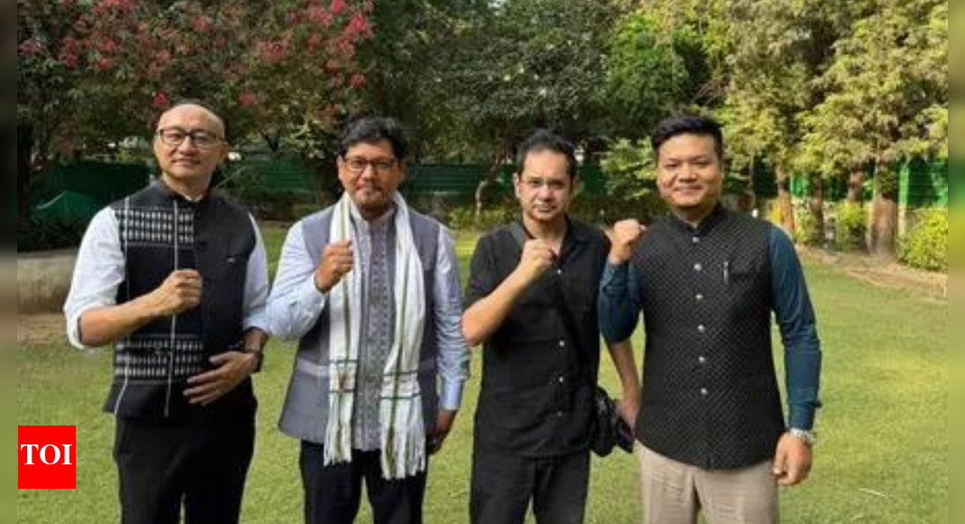 North-East netas unite to forge new political front