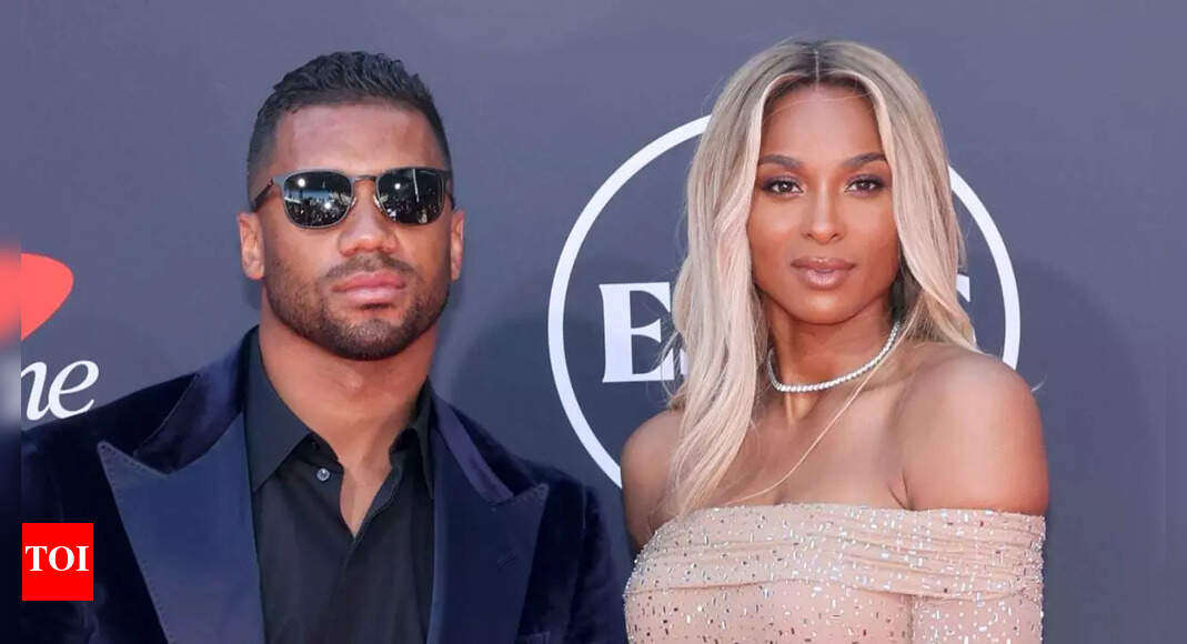 Russell Wilson melts hearts sharing cozy family moment with Ciara and kids during Giants film study cuddle session