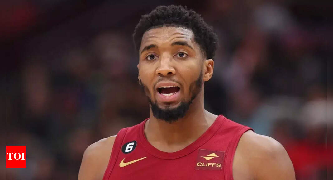 Donovan Mitchell sends heartfelt message after tragic Louisville plane crash that killed four