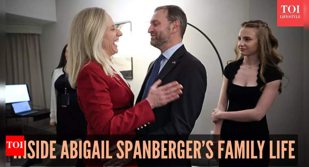 Abigail Spanberger love life: The wholesome family of Virginia's new governor