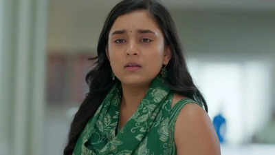  Sumbul Touqeer Khan’s powerful portrayal of modern womanhood; says ‘Strength isn’t only about sacrifice’