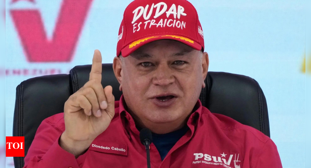 Venezuela claims CIA 'false flag' attack foiled, as US deploys bombers