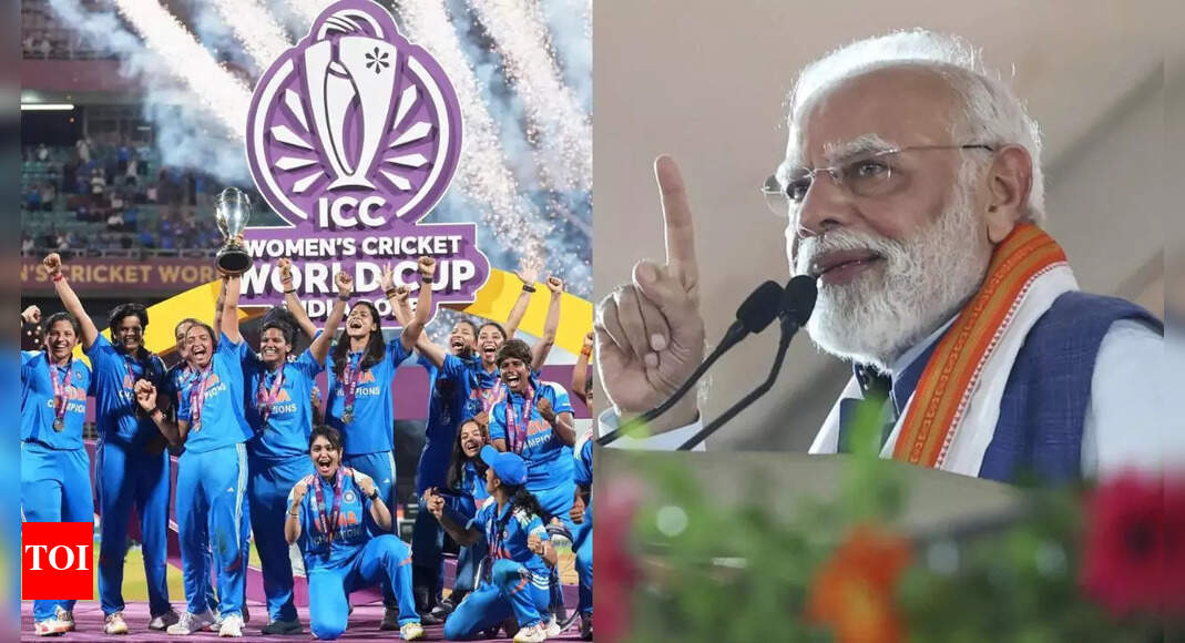India meet PM Modi Live: WC champions to be felicitated today