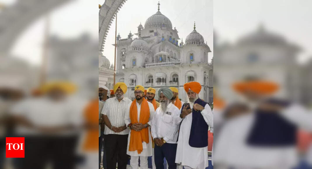Sikh community backs Nitish amidst declining numbers in Bihar